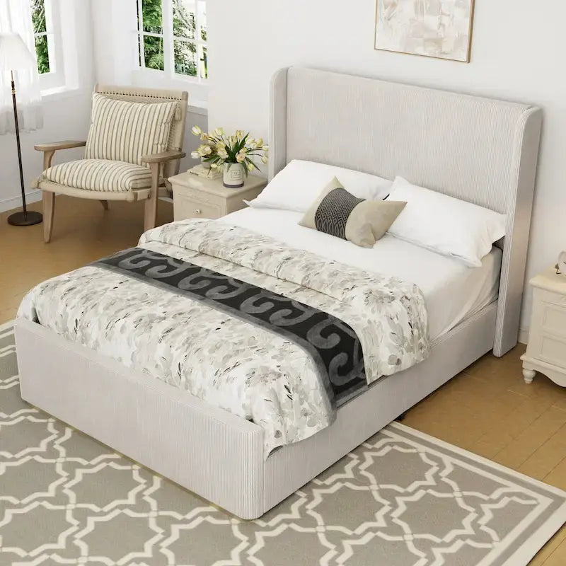 Letto imbottito con struttura in velluto a coste, testiera con orecchie, pediera alta, grigio chiaro