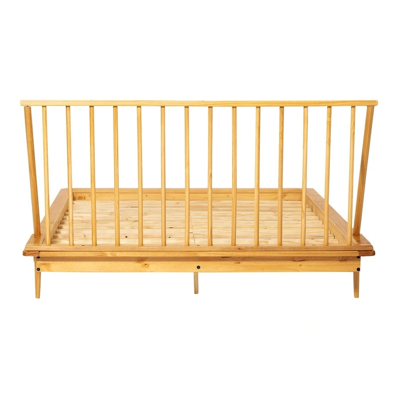 Letto a piattaforma con montanti in legno massello