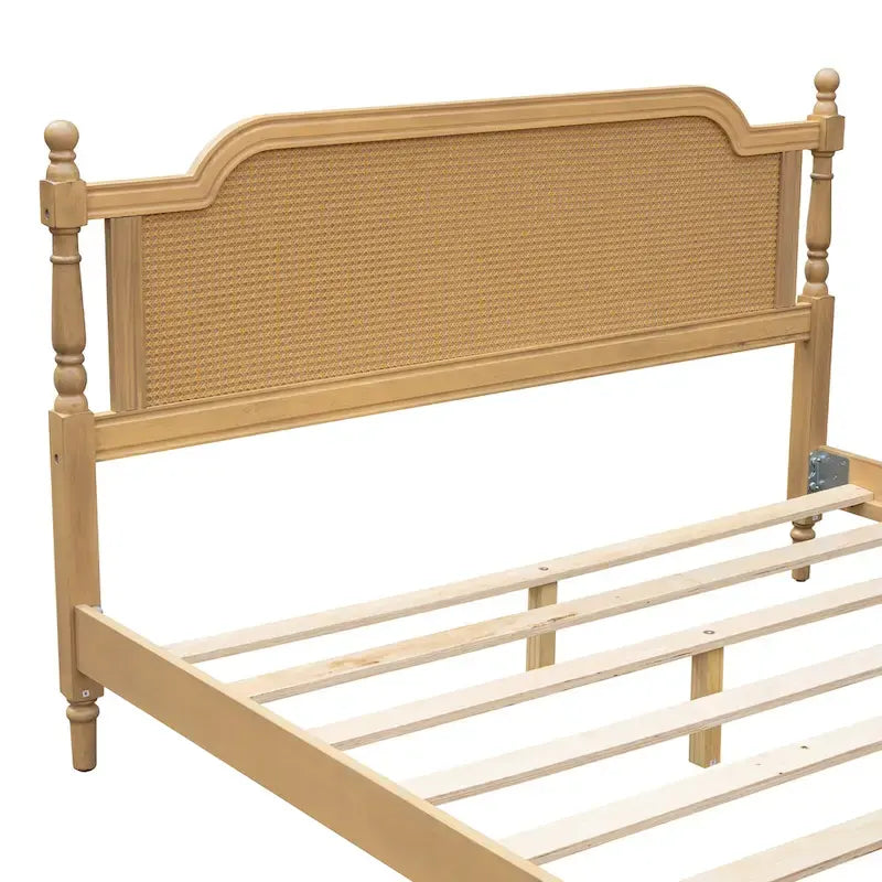 Struttura letto a piattaforma in stile tradizionale, in rattan, senza necessità di rete a molle