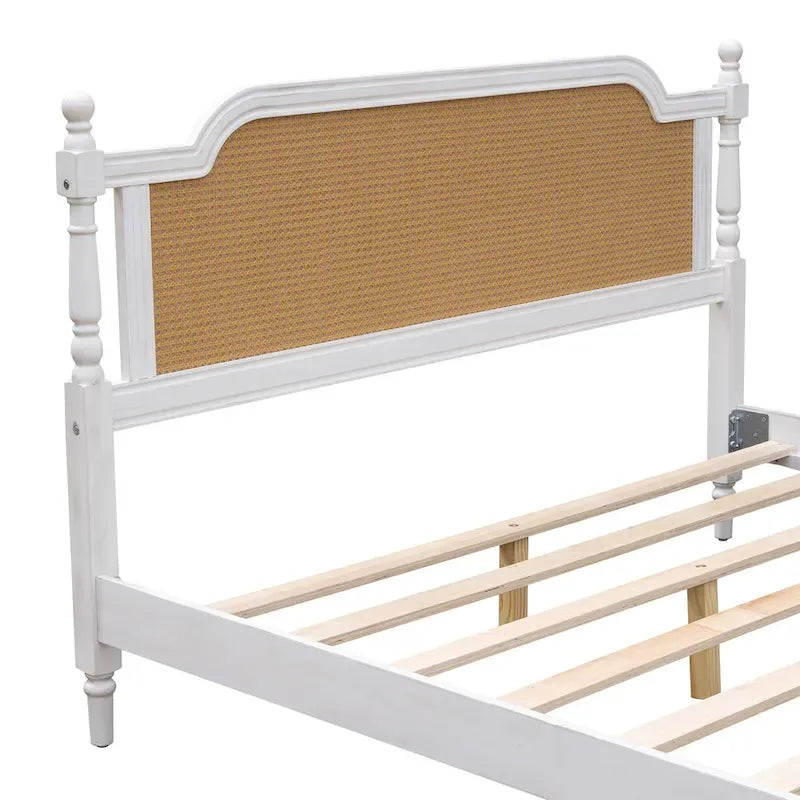 Struttura letto a piattaforma in stile tradizionale, in rattan, senza necessità di rete a molle
